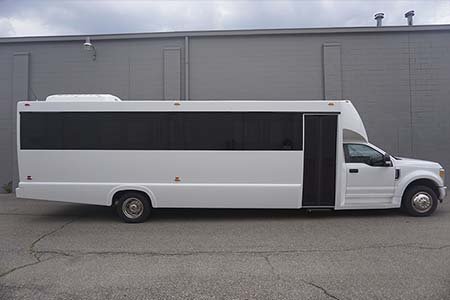 Limo Bus Saginaw MI